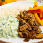 Vegetarisches Pilz-Gyros mit Tsatziki