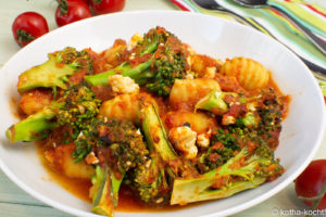 Gnocchi mit Brokkoli und Schafskäse aus dem Ofen