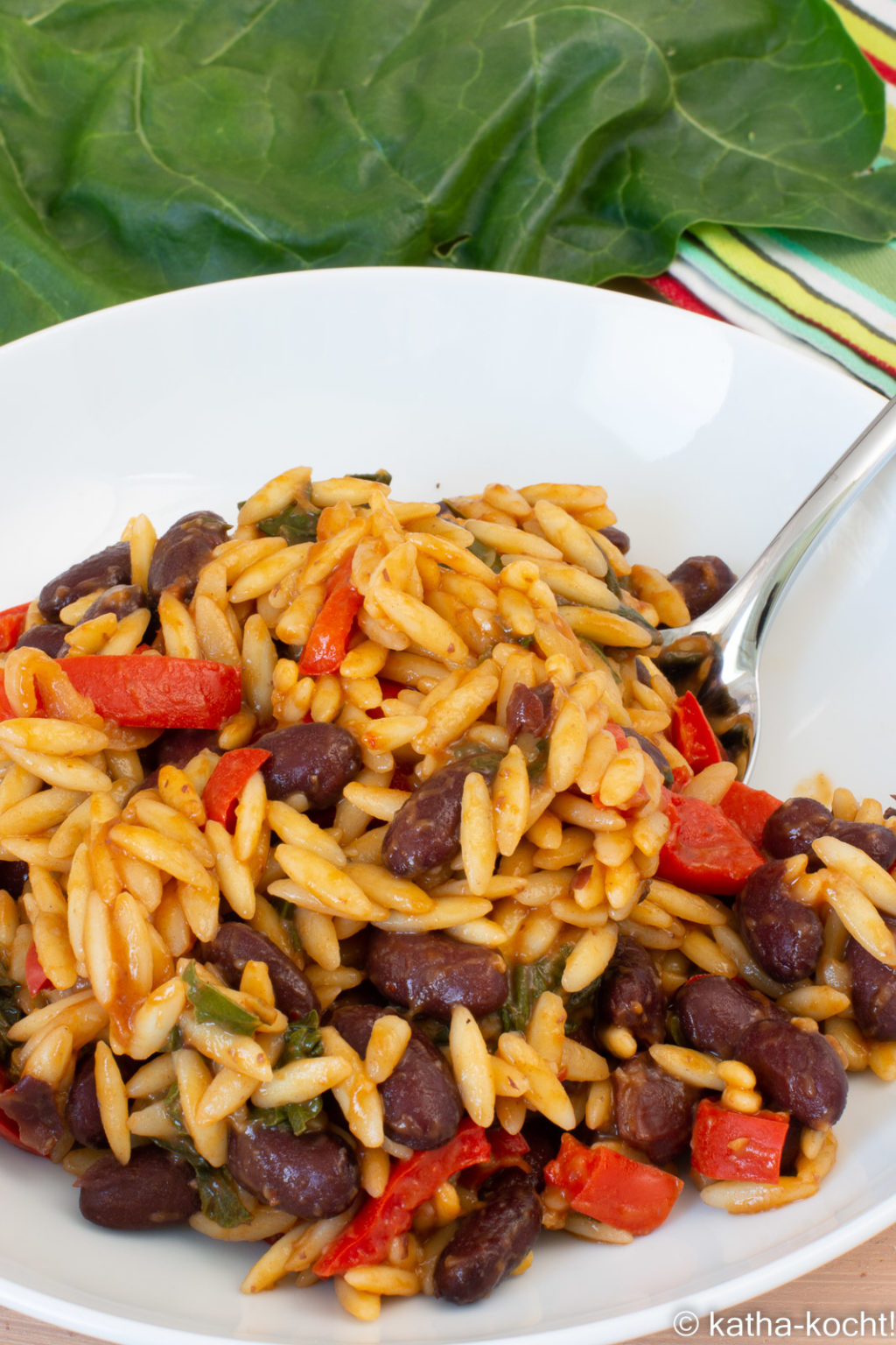 Kritharaki mit roten Bohnen und Mangold - Katha-kocht! Kritharaki mit roten Bohnen und Mangold - Katha-kocht!