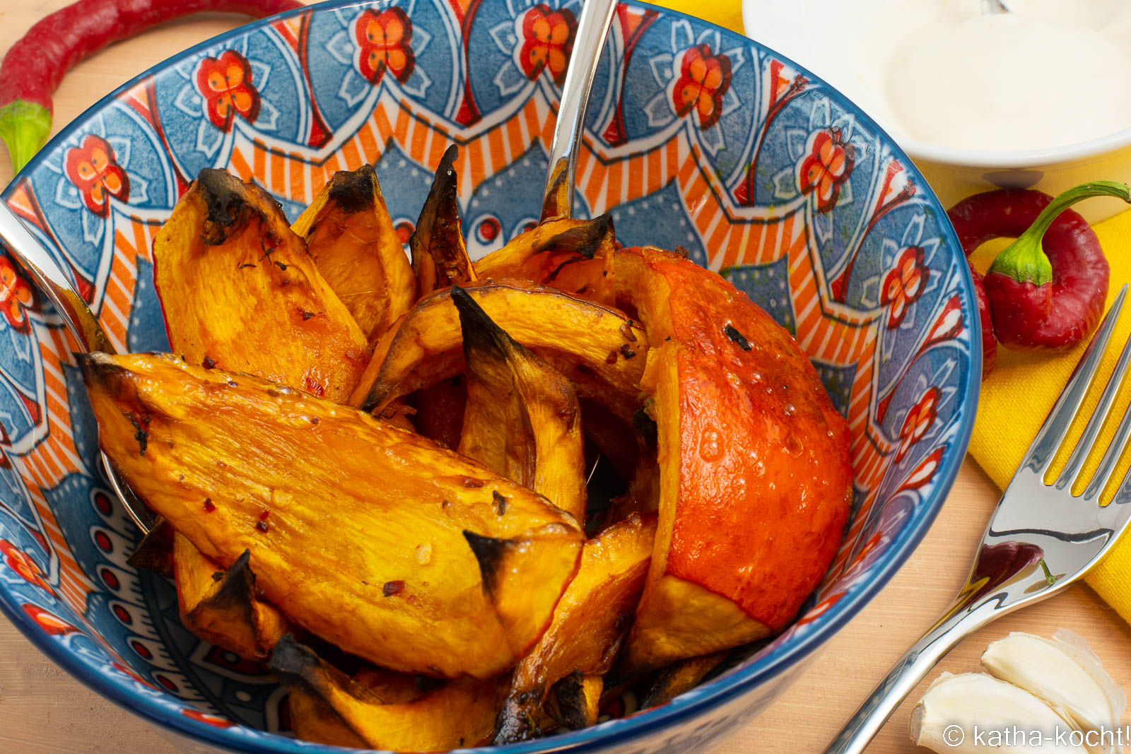 Ofenkürbis mit Chili und Sesamöl - Katha-kocht!