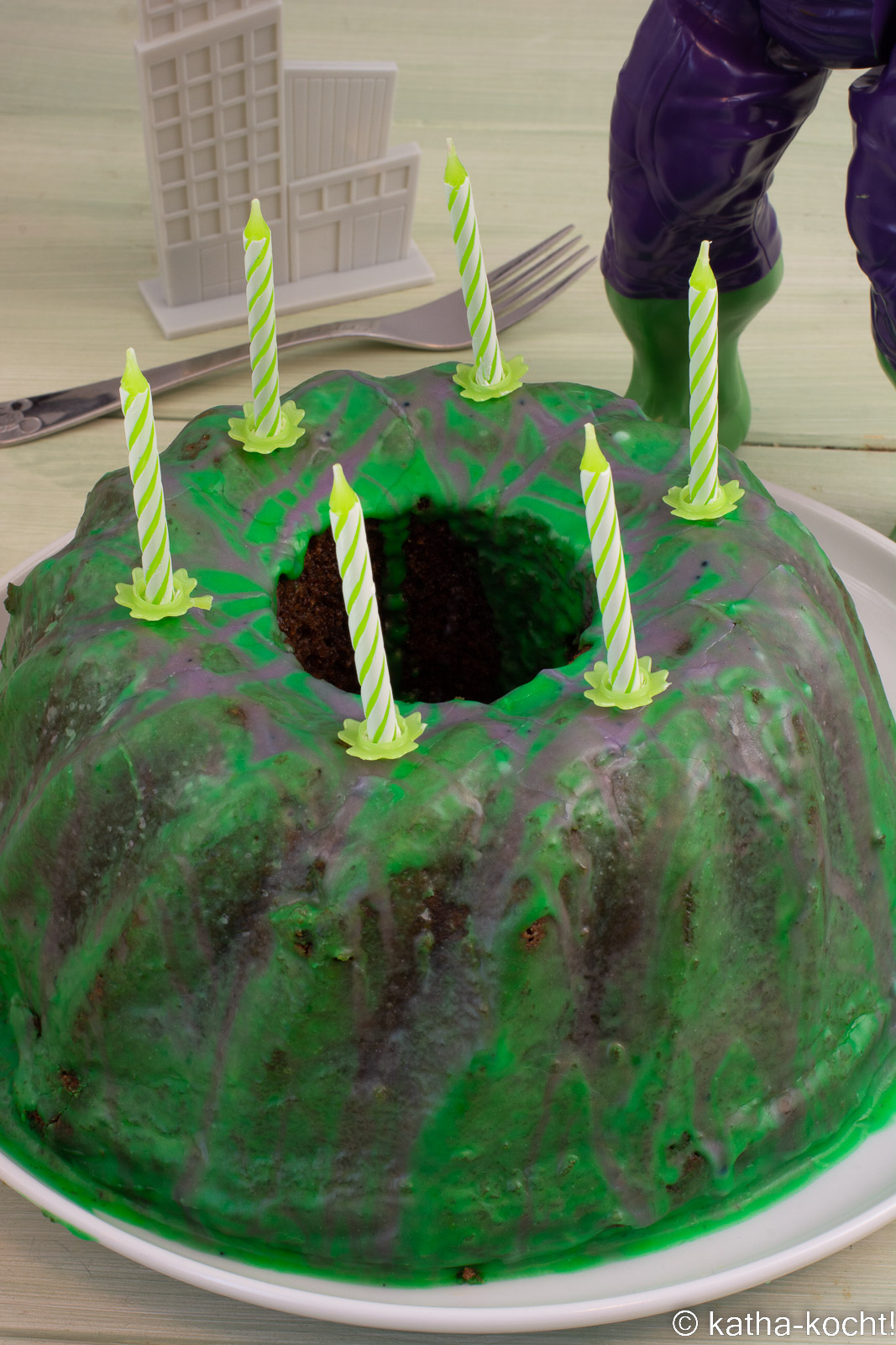 Hulk Kuchen - Schokoladen-Joghurt-Gugelhupf - Katha-kocht!