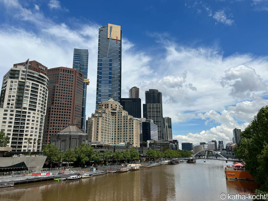 Yara River und Skyline Melbourne